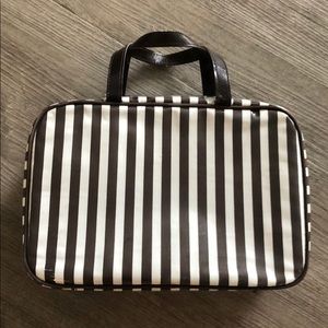 Henri Bendel Medium Travel Case